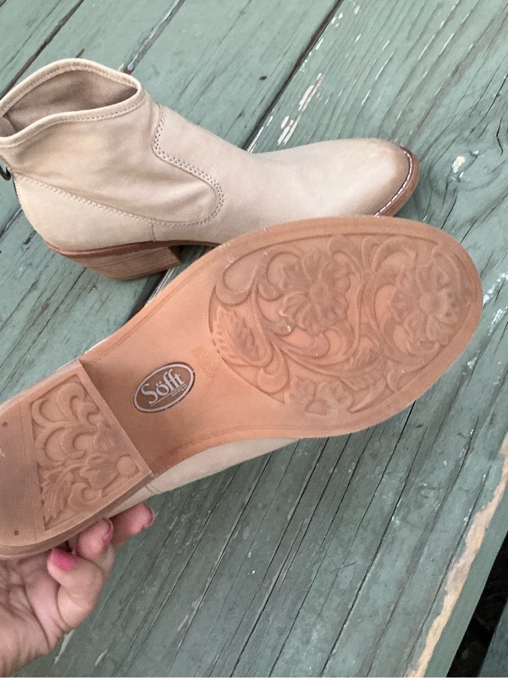 Sofft Alluring Western Inspired Aisley Beige Italian Soft Leather Ankle Booties - Picture 4 of 9